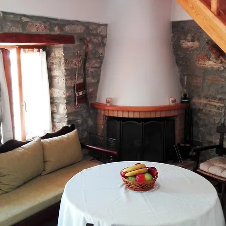 Semesterbostad Sfirakis Traditional House Elounda