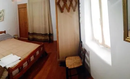 Casa de Férias Sfirakis Traditional House *