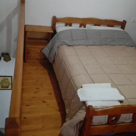 Sfirakis Traditional House