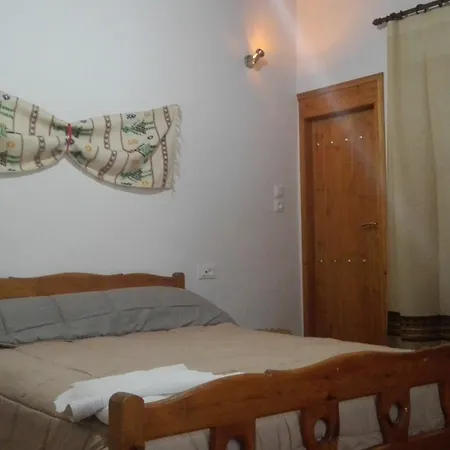 Sfirakis Traditional House Elounda